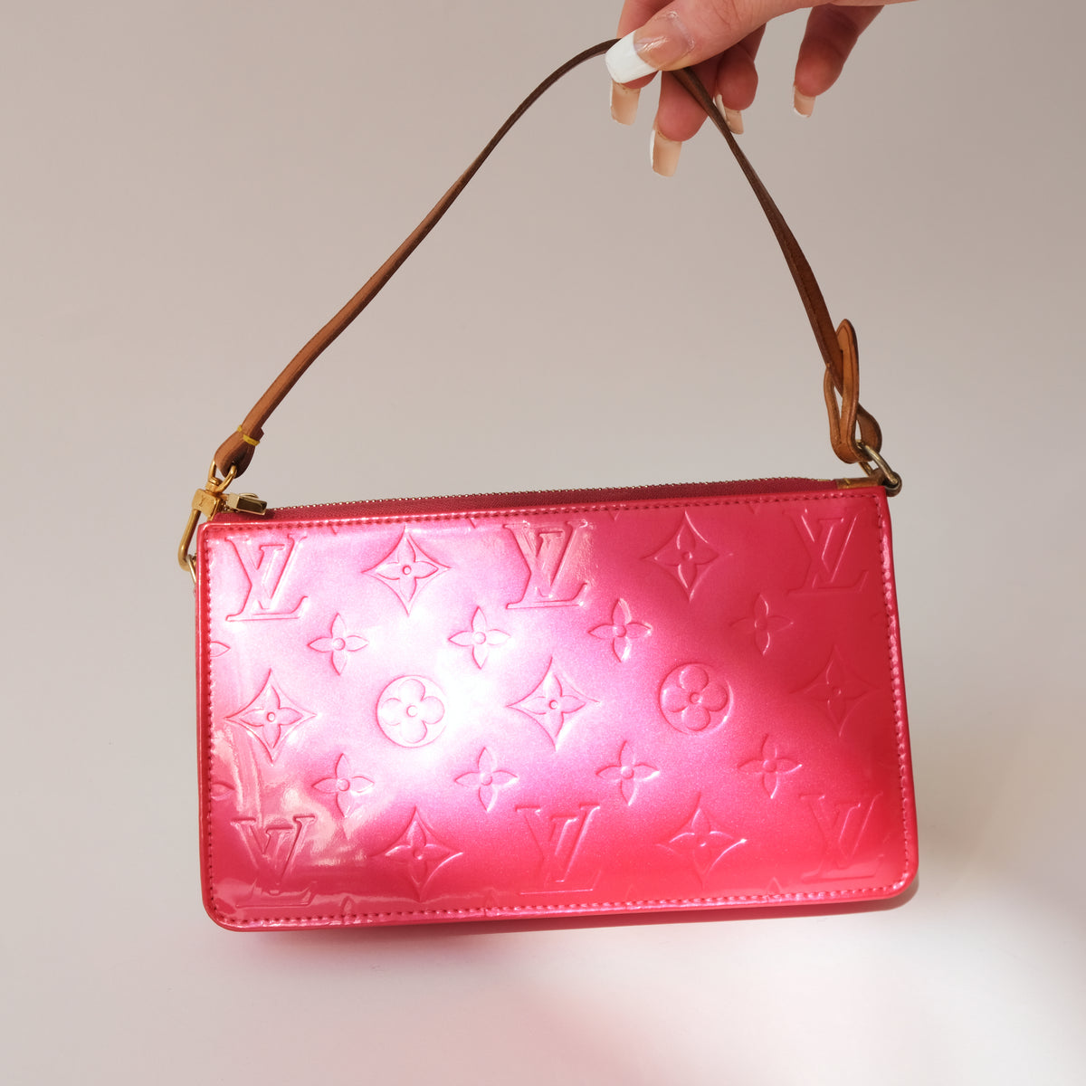 2000s Hot Pink Vernis Pochette – kikovintage