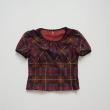 Load image into Gallery viewer, Miss Chloe Velvet Crop