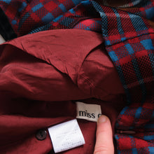 Load image into Gallery viewer, Miss Chloe Velvet Crop