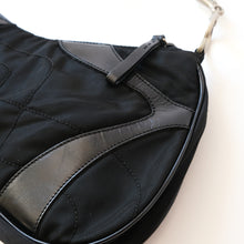 Load image into Gallery viewer, Iconic 2000s Kidney Shoulder Bag