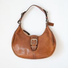 Load image into Gallery viewer, 2000s Coach Leather Shoulder Bag