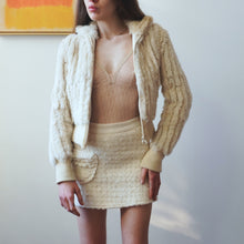 Load image into Gallery viewer, Dolce &amp; Gabbana Cream Knit Mini Skirt