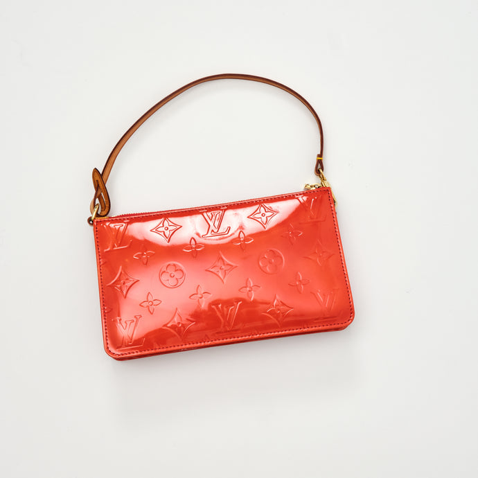 Scarlet Red Vernis Pochette