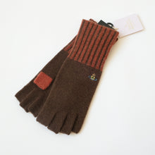 Load image into Gallery viewer, Vivienne Westwood Fingerless Gloves