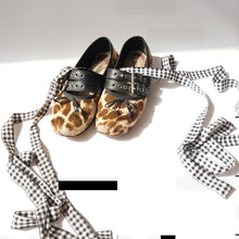 Load image into Gallery viewer, 2000s Leopard print Ballet Flats