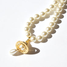 Load image into Gallery viewer, Pearl Drop Orb Choker
