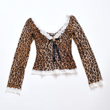Load image into Gallery viewer, 2000s Leopard Print Lace Trim Blouse