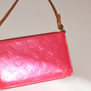 2000s Hot Pink Vernis Pochette
