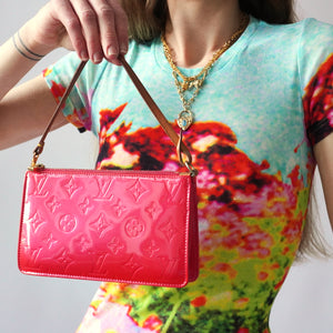 2000s Hot Pink Vernis Pochette
