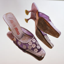 Load image into Gallery viewer, Iconic 1990s Lilac Flower Mules